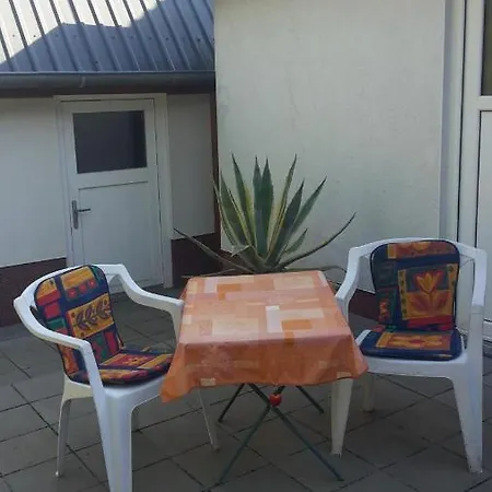 Ferienwohnung Mahlzow شقة فولغاست